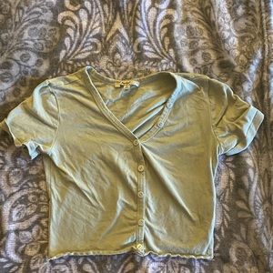 crop top